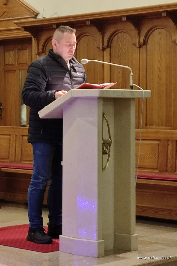 42 Wtorek - msza wieczorna.jpg